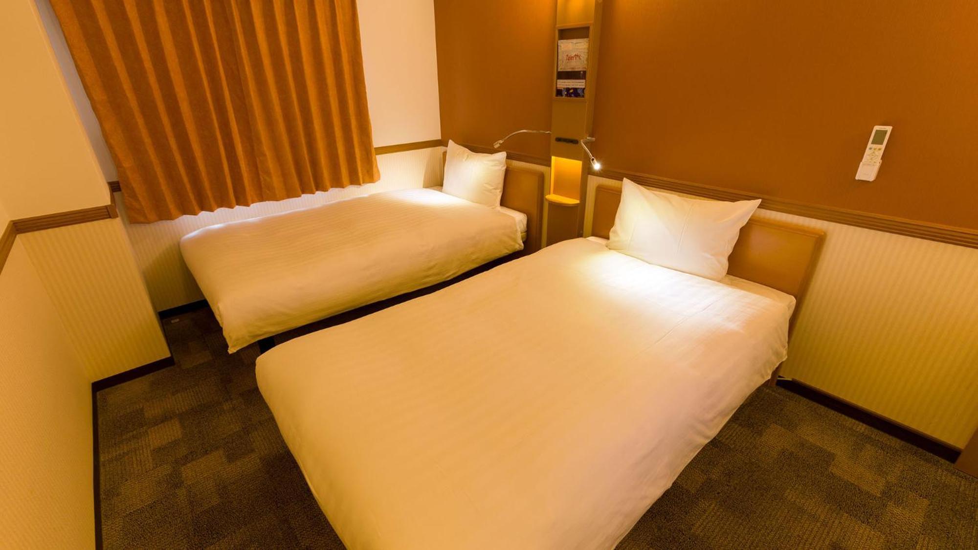 Toyoko Inn Musashi-Nakahara Ekimae Кавасакі Номер фото